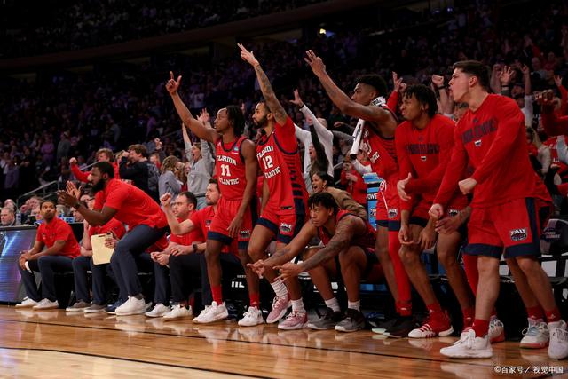 全球篮球爱好者热切关注NBA赛事的一举一动